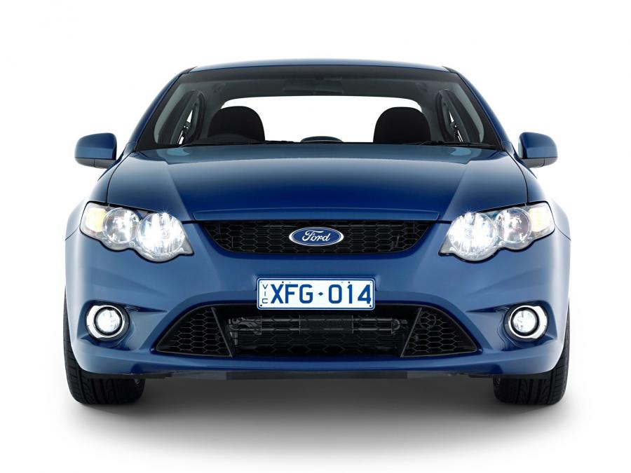  Ford Falcon XR6 2008 года  (фото 2 из 16)